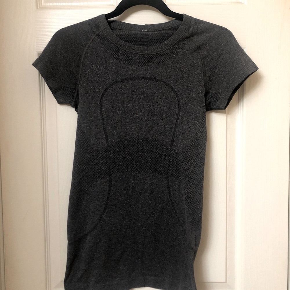 Lululemon athletica sports top